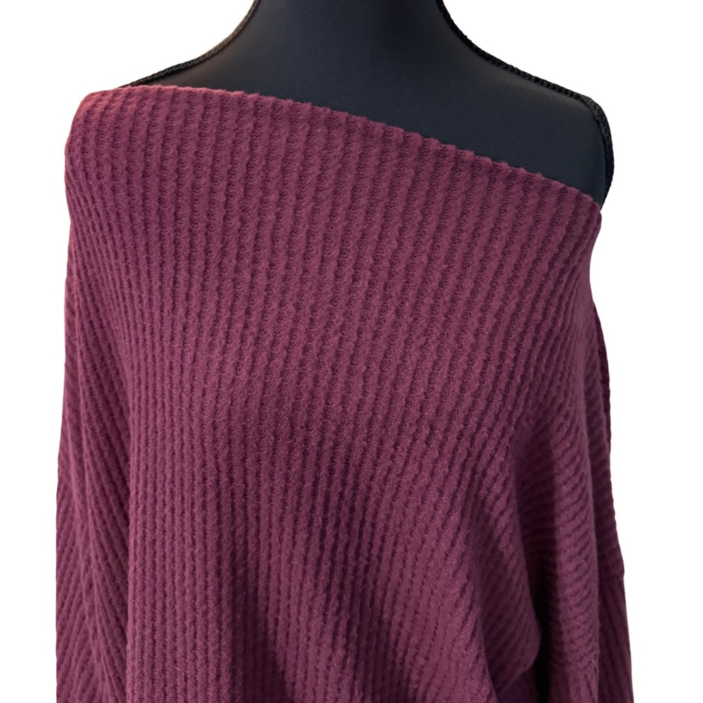 7th Ray Off-Shoulder‎ Plum Tunic Sweater Size Small